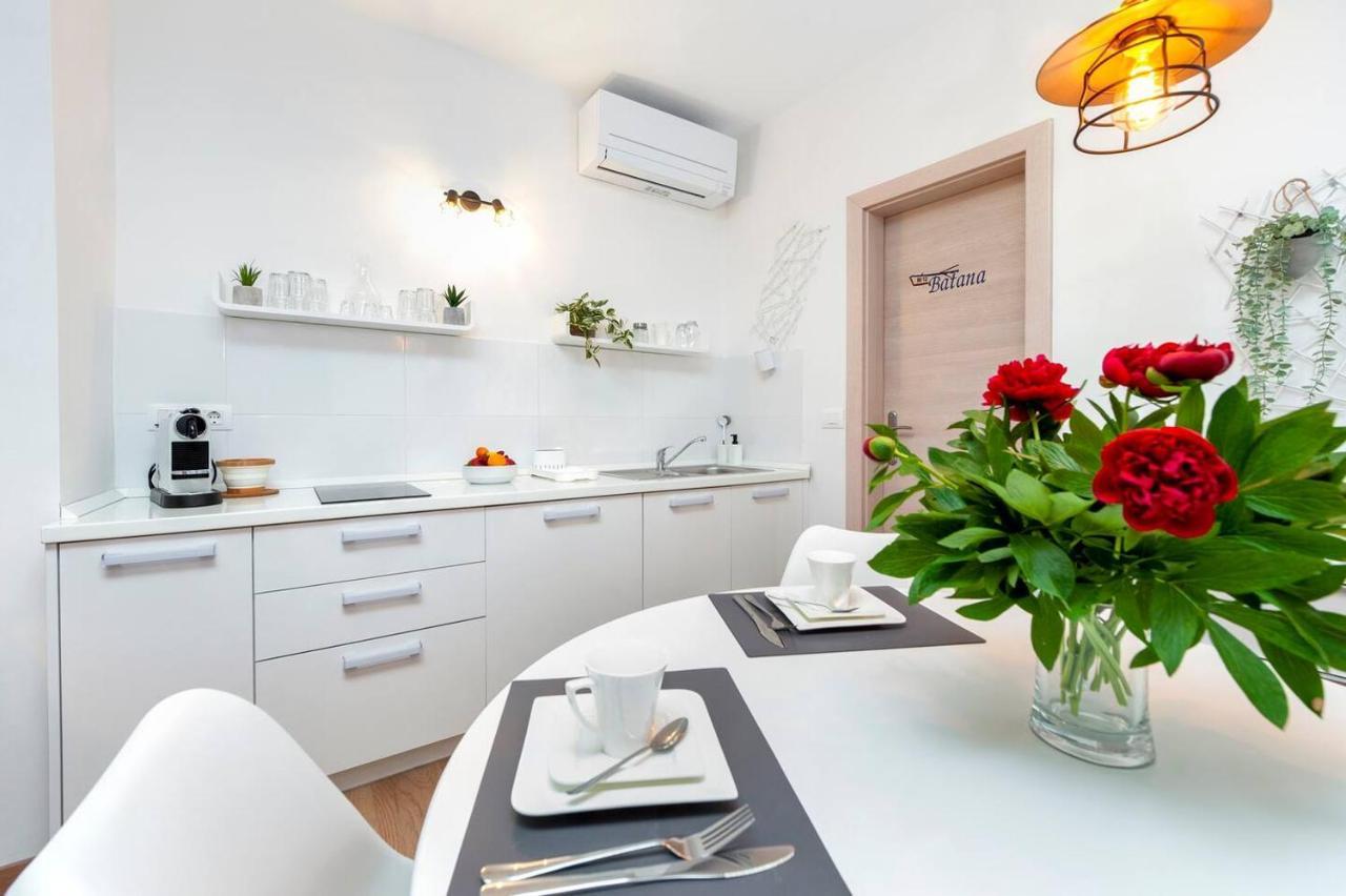 Kuca Melina Apartment โรวีน ภายนอก รูปภาพ